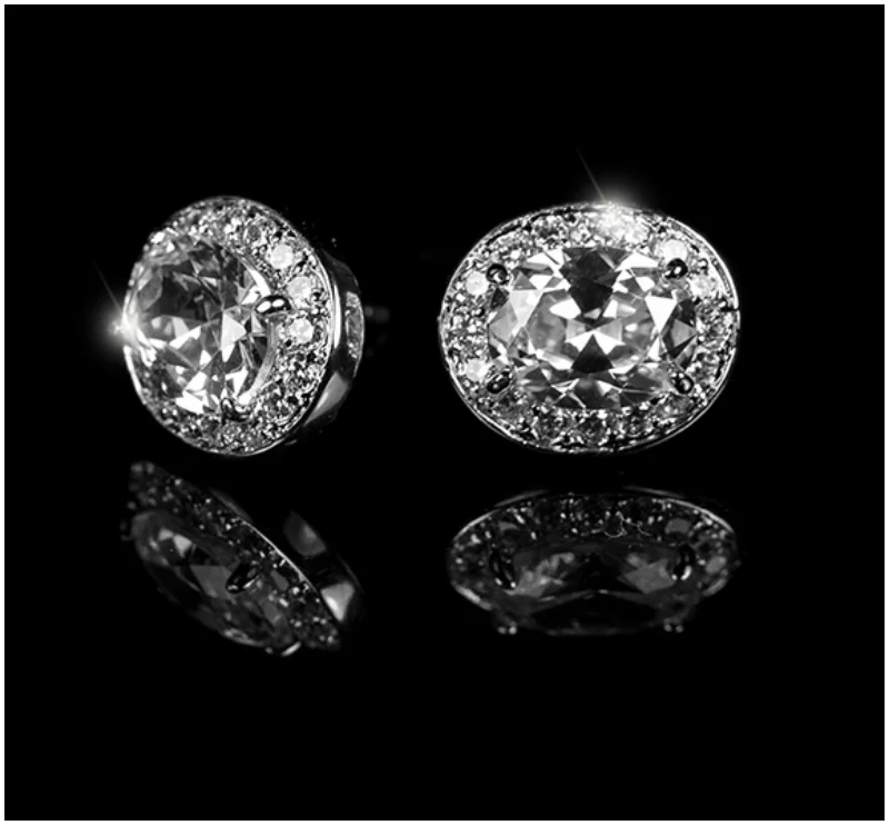 women's crystal earrings-Daisy Oval Halo Stud Earrings | 4ct