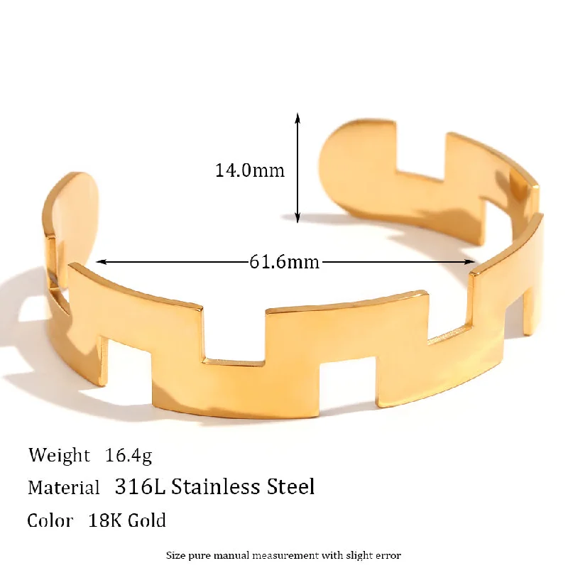 Open Geometry City Wall Bracelet - Gold