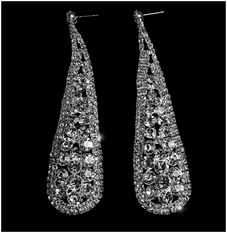 women's silver diamond earrings-Olivia Cluster Chandelier Earrings | 110mm