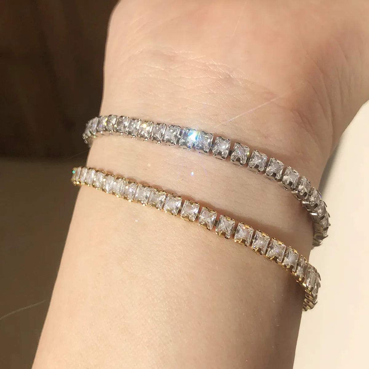 women's cute bracelets-Elegant Solid Color Titanium Steel Inlay Zircon Bracelets