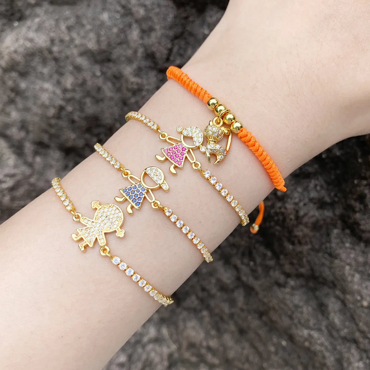 women's diamond bangle bracelets-Ig Style Fashion Simple Style Cartoon Character Copper Plating Inlay Zircon 18k Gold Plated Bracelets