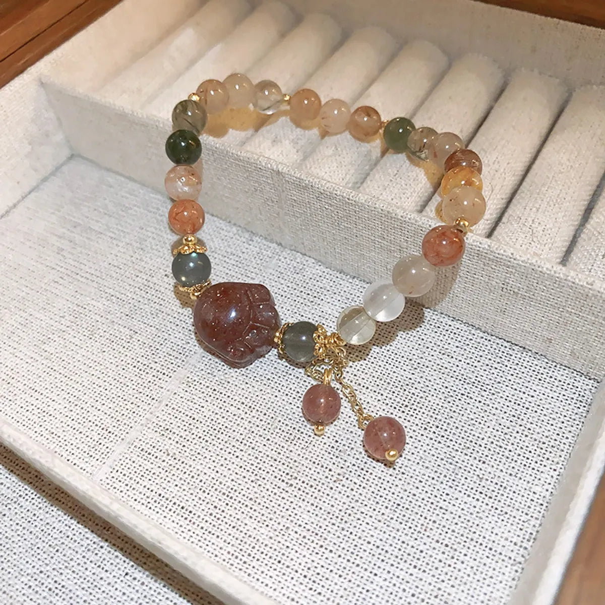 67# Bracelet-Golden-Red-Green