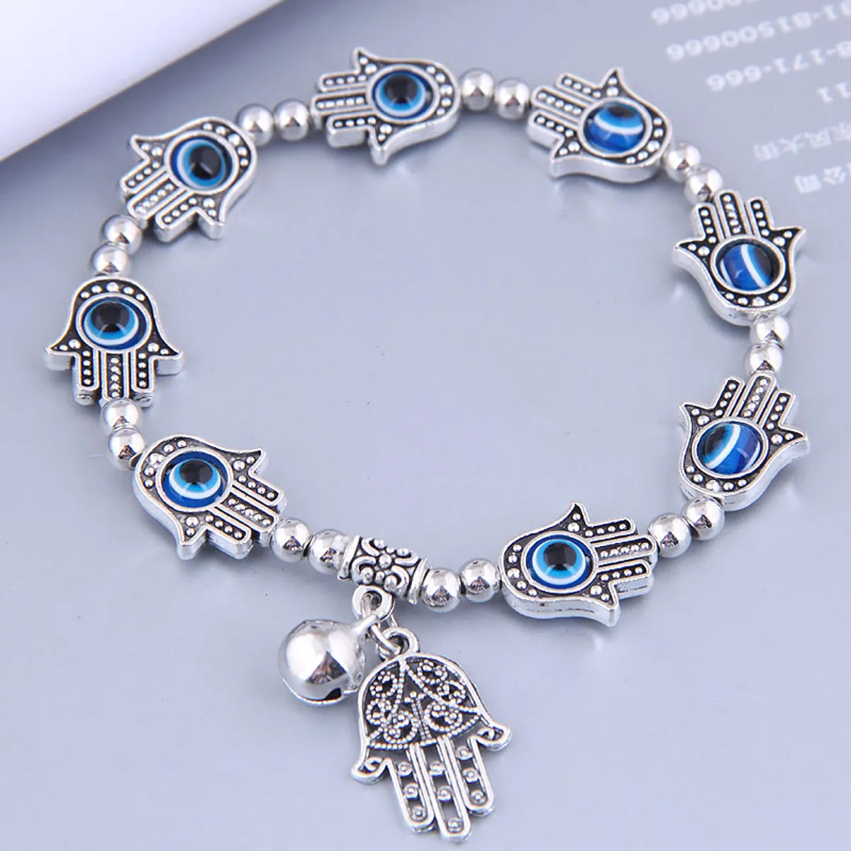 women's gold-plated bracelets-Retro Metal Demon Eye Plam Pendent Bracelet Wholesale Nihaojewelry